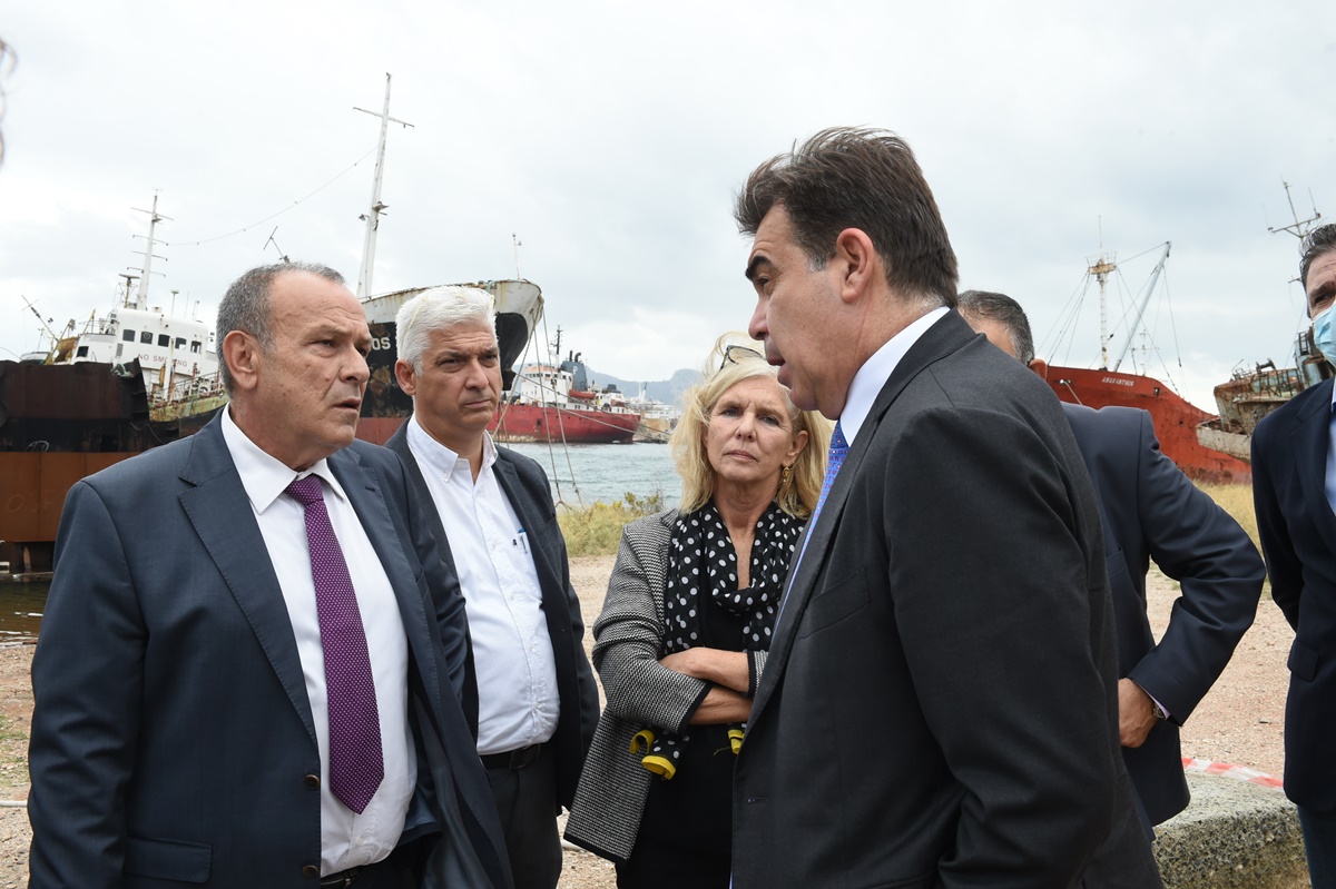 Επίσημη επίσκεψη του Αντιπροέδρου της Ευρωπαϊκής Επιτροπής στην Ελευσίνα