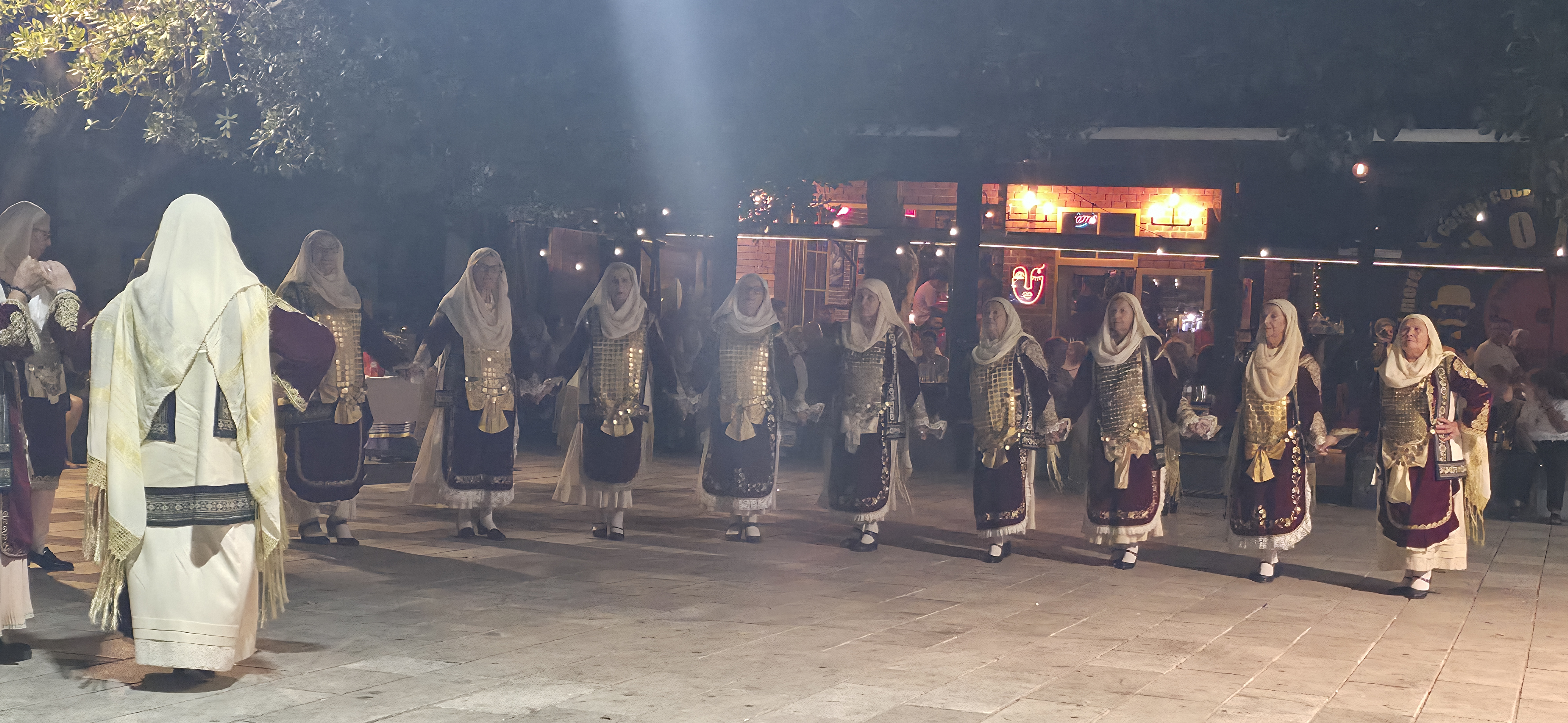 ΚΑΠΗ 8