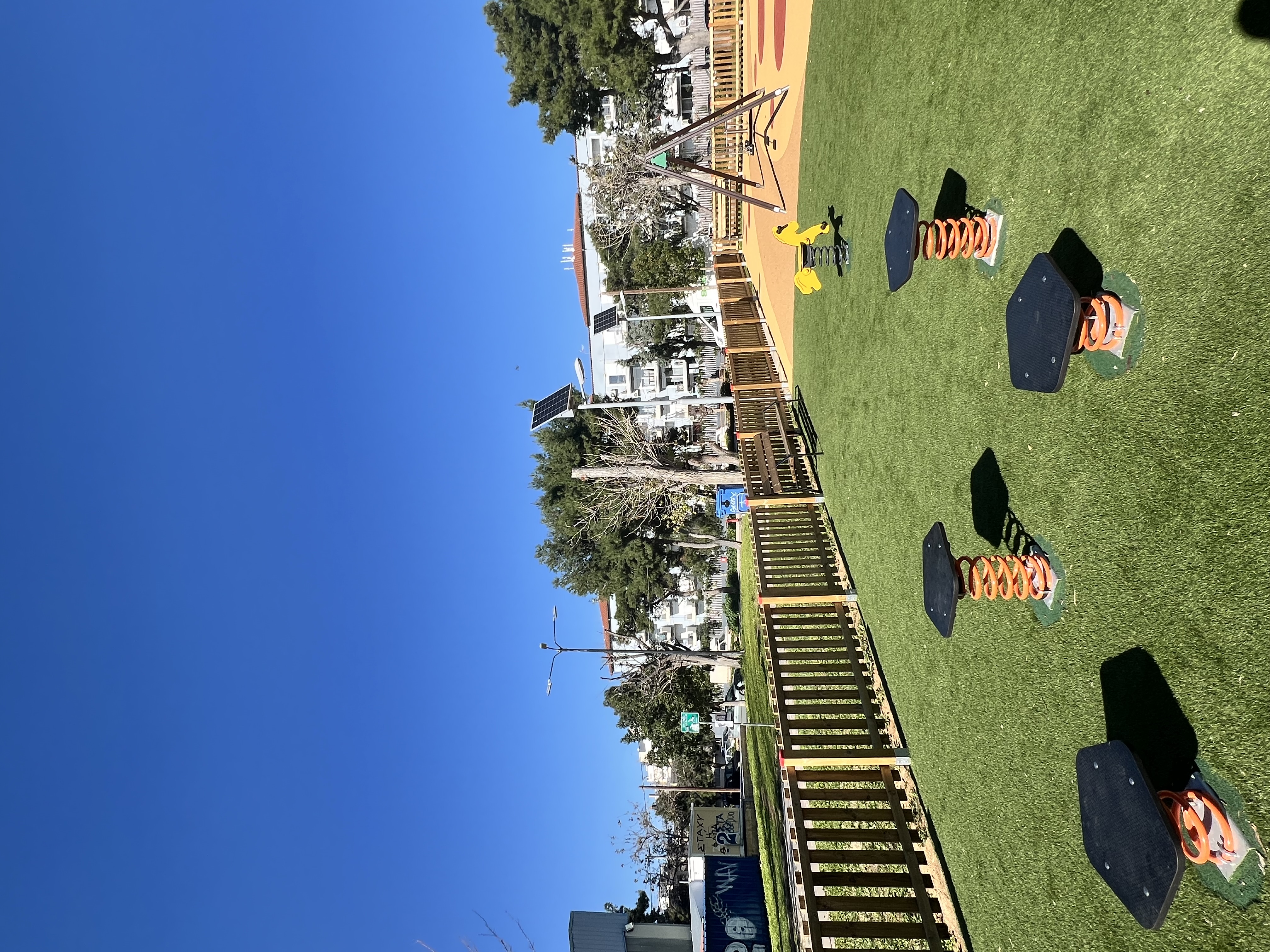 Παιδική χαρά 5