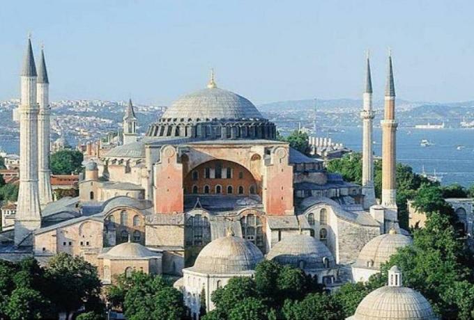 Έκδοση Ψηφίσματος σχετικά με την απόφαση του Ταγίπ Ερντογάν να μετατρέψει την Αγία Σοφιά σε τζαμί.