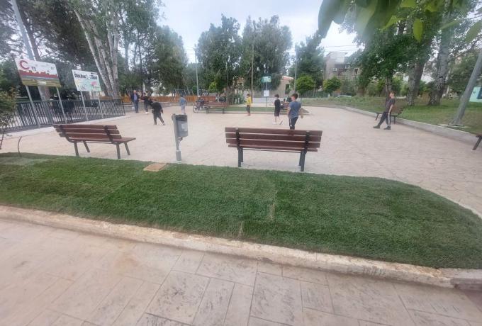 Παραδόθηκε πλήρως ανακαινισμένη η Πλατεία Ειρήνης στο Καλυμπάκι